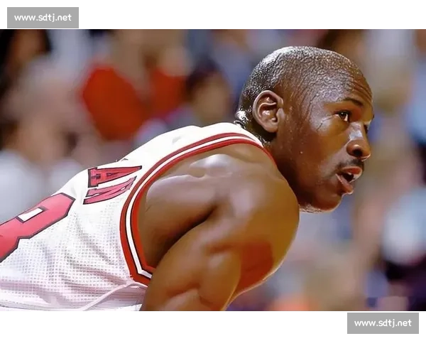 乔丹缺席 NBA:谁能登顶历史第一人? 乔丹缺席 NBA:谁能登顶历史第一人?