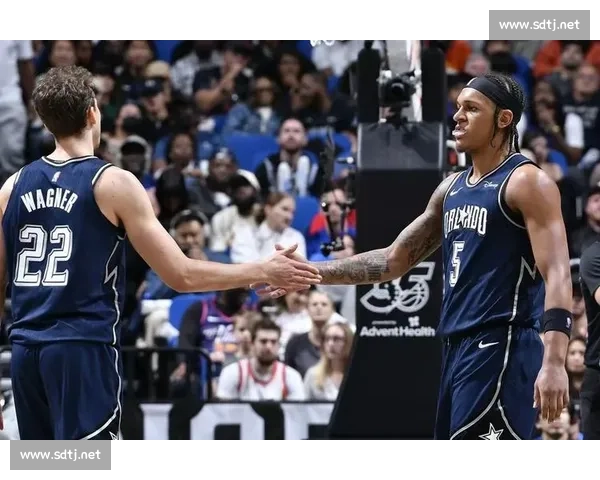 NBA 上季 8 对 50 + 双人组:班凯罗小瓦成最年轻标杆